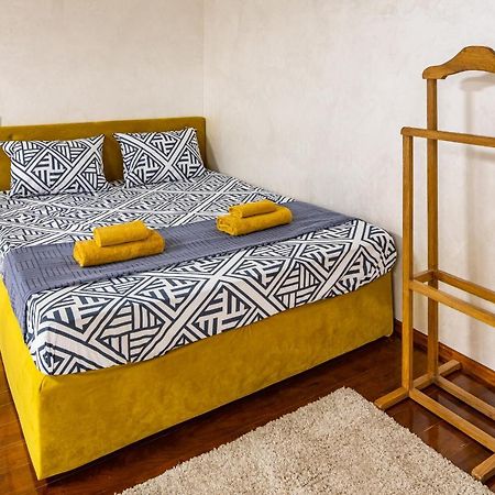 Apartment On Kovzhuna Street Львів Екстер'єр фото