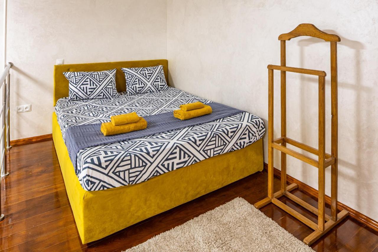 Apartment On Kovzhuna Street Львів Екстер'єр фото
