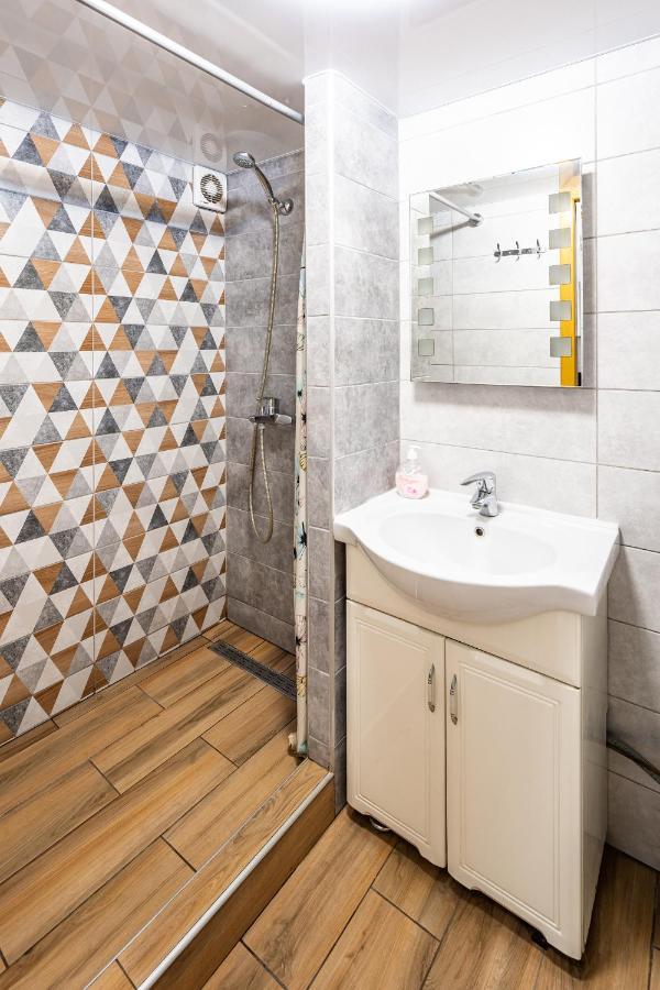 Apartment On Kovzhuna Street Львів Екстер'єр фото